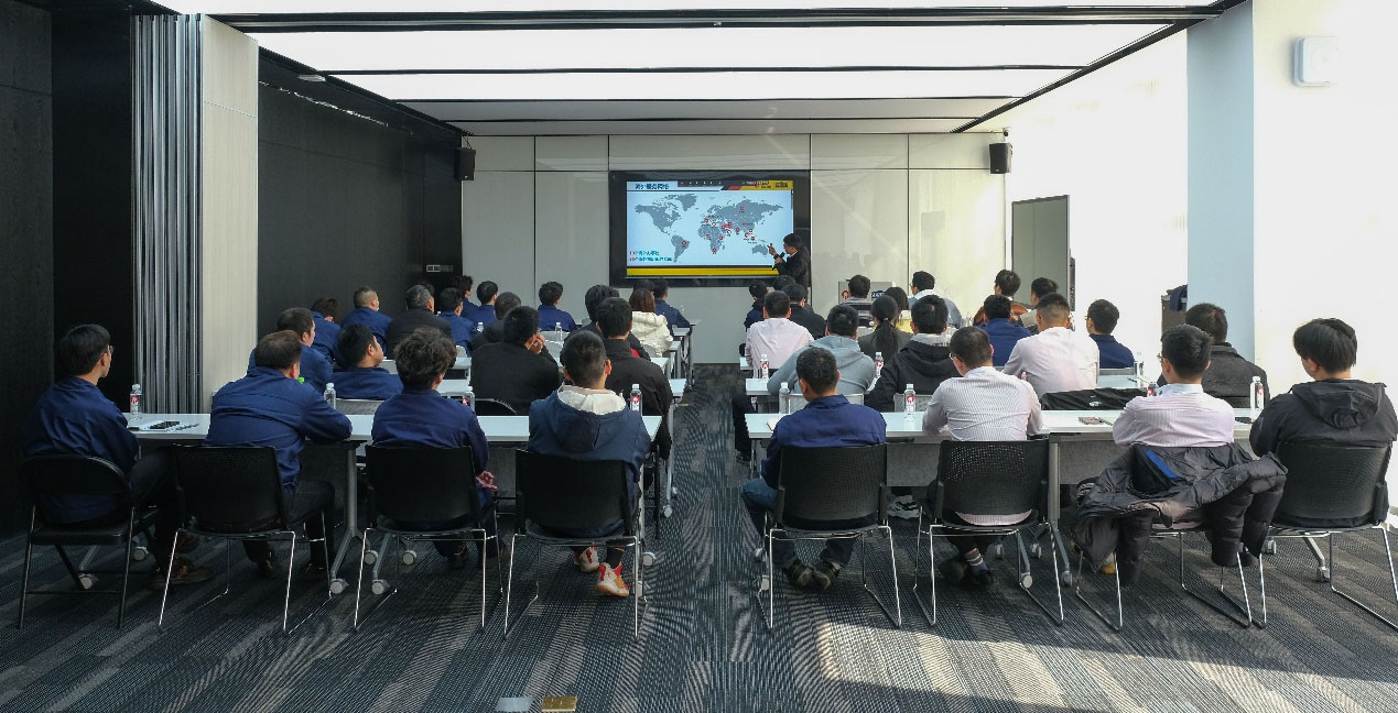 邁向未來 共同成長！泉工股份新員工入職培訓圓滿舉行