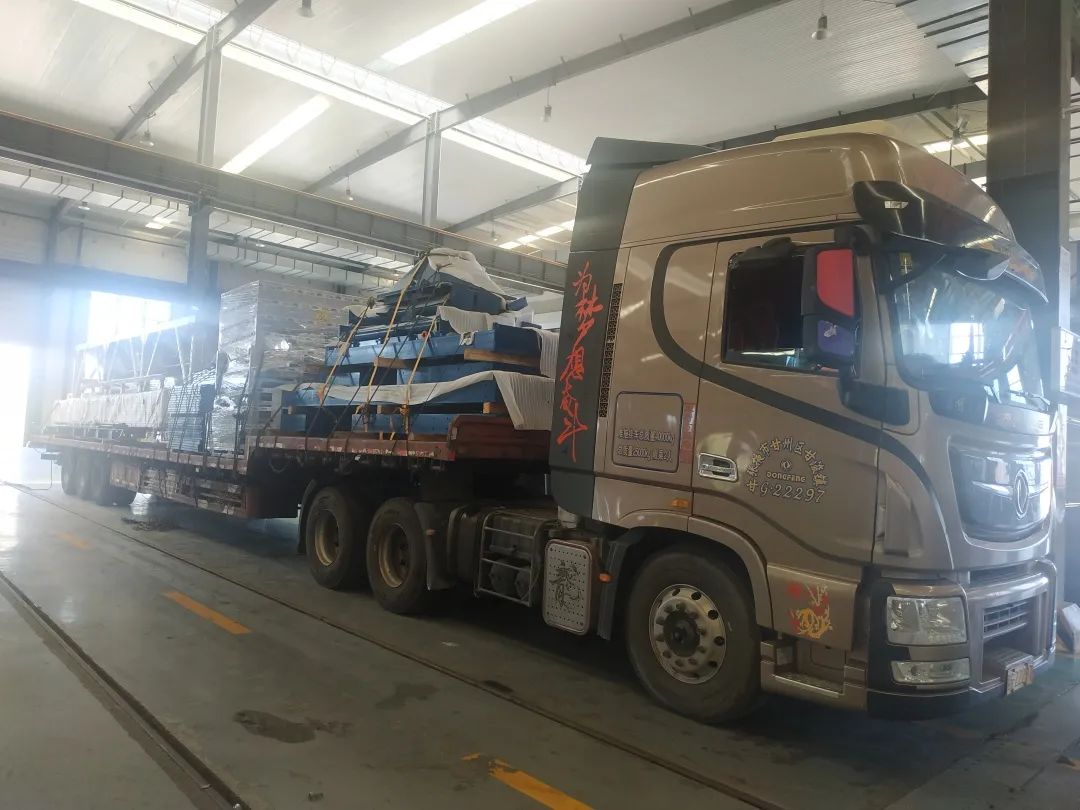 項目發(fā)貨：泉工機械策尼特ZN系列生產(chǎn)線遠赴西部地區(qū)，加快推動區(qū)域農(nóng)村建設(shè)固廢資源化利用新格局