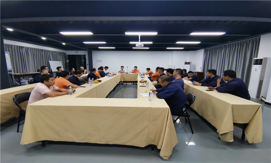 傾聽員工心聲，共謀高質(zhì)量發(fā)展——記裝配車間座談會(huì)