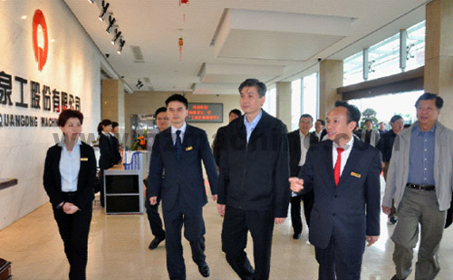 省領(lǐng)導(dǎo)一行來泉工考察、指導(dǎo)