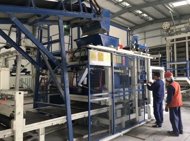 閃耀一帶一路！巴林王國老客戶再購泉工磚機全線！